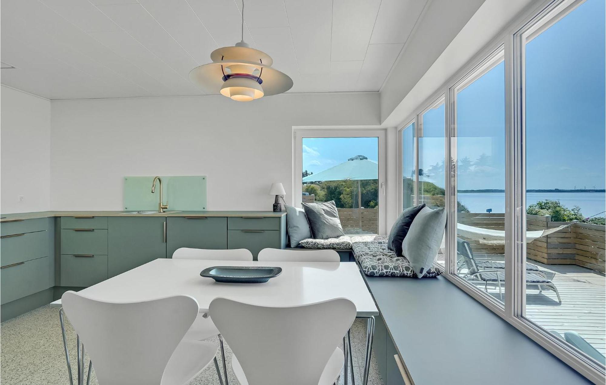Lovely Home In Spottrup With Wifi Lihme 外观 照片